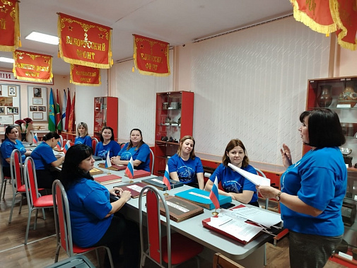 Родионово-несветайские активисты изучили основы социально знакомой деятельности