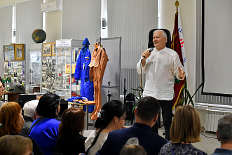 25 11 2025 Матерям бойцов СВО посвятили концерт в Таганроге 