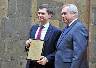 С наступающим профессиональным праздником, коллеги!