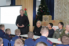 Из Белой Калитвы новогодние подарки отправили детям Донбасса