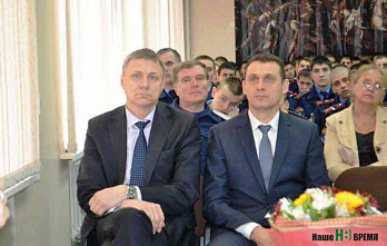 Есть и сила, и ум