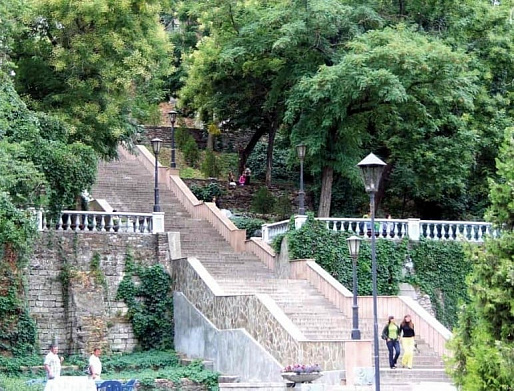 ЛЕСТНИЦЫ ДОНА