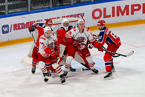 Штурм удачи не принес. ХК «Ростов» проиграл в первом матче выездной серии