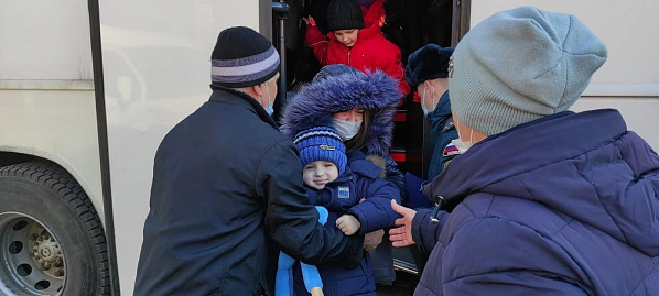 Около 12 тысяч беженцев в Ростовской области получили материальную помощь