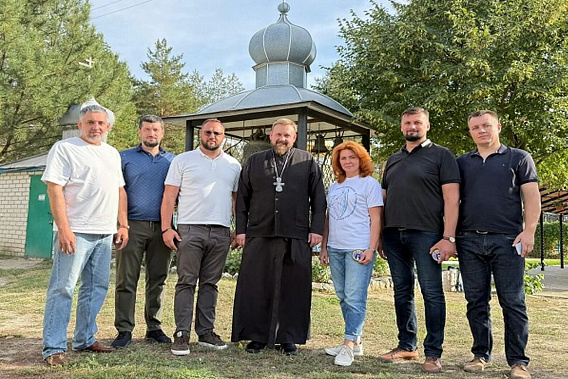 Донские общественники доставили в ЛНР по нескольким адресам очередную партию дополнительной помощи