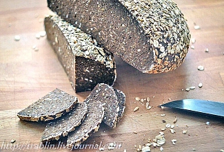 Что, кроме муки, добавляют в хлеб