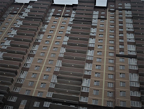 Более 200 обманутых дольщиков справили новоселье в Ростове