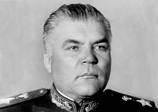 В Донецком республиканском краеведческом музее к 125-летию маршала Родиона Малиновского открыли выставку