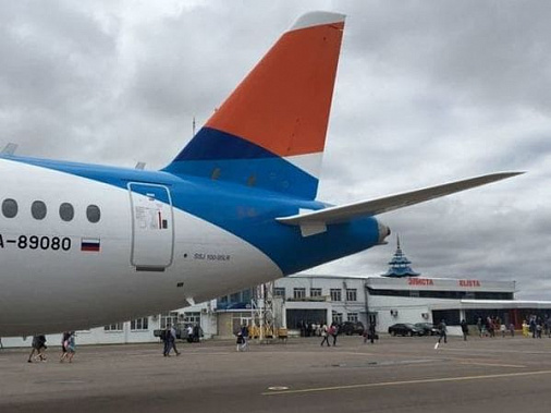 «По техническим причинам»: летевший в Элисту самолет приземлился на Дону