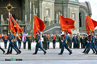 Боевые знамена переданы на Дон
