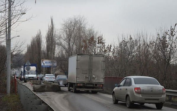 Мост в Каменоломнях начнут ремонтировать в этом году