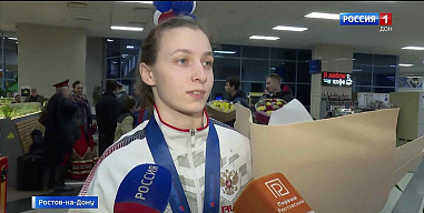 Ульяна берет золото. Донская студентка завоевала золотую медаль чемпионата страны по боксу