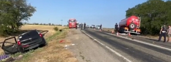 В Неклиновском районе на участке автодороги «Новороссия» случилось ДТП со смертельным исходом