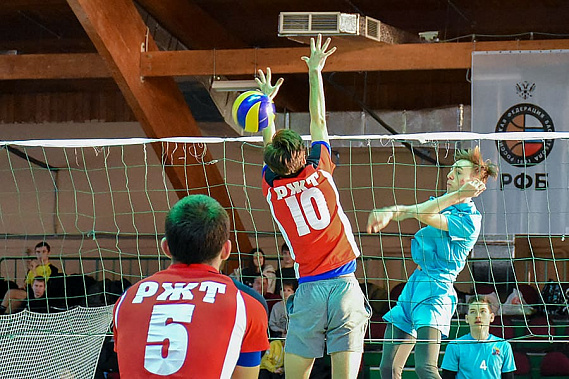 Волейбол в канун Рождества