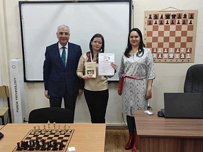 Александр Аношкин из Аксая выиграл рапид среди донских педагогов