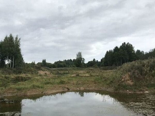 Красносулинские шахтеры разбили на пашне пруд 