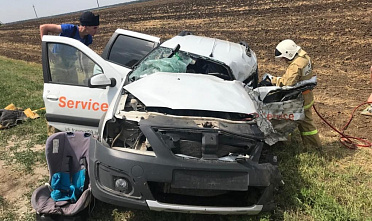 В Ростовской области в ДТП погиб водитель «Лады Ларгус»