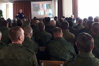 Донские спасатели учат мобилизованных оказанию первой помощи