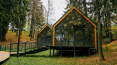 Немецкий предприниматель переносит на Дон производство модульных домов для глэмпингов