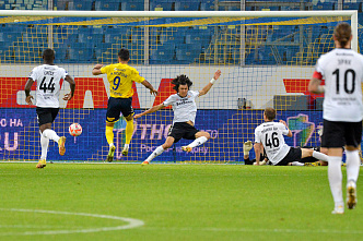 ФК «Ростов» на своем поле не смог одолеть «Урал»