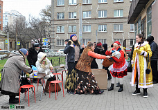 Новогодние подарки малоимущим