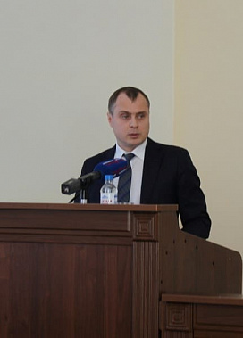 Министр жилищно-коммунального хозяйства Ростовской области Андрей Майер доложил на правлении Ассоциации «Совет муниципальных образований Ростовской области» о ходе выполнения программы по формированию комфортной городской среды.