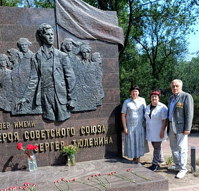   Краевед Александр Стасюк продолжает проводить в Ростове экскурсии для родственников молодогвардейцев