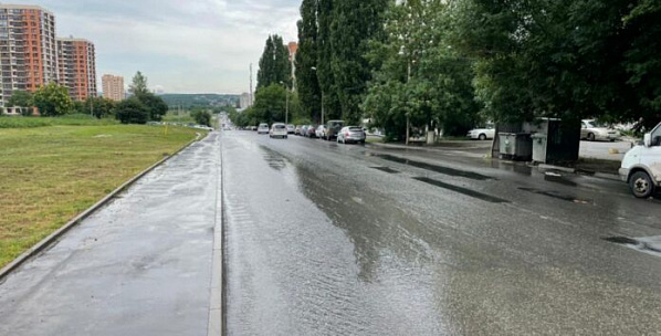 Порыв на улице Орбитальной в Ростове устранили