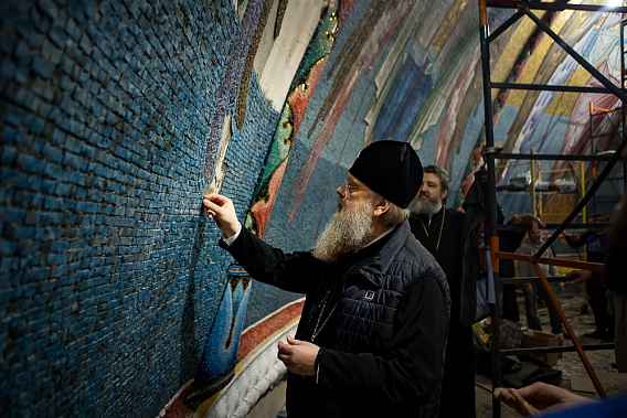 Сегодня поздравления принимает глава Донской митрополии, митрополит Ростовский и Новочеркасский Меркурий