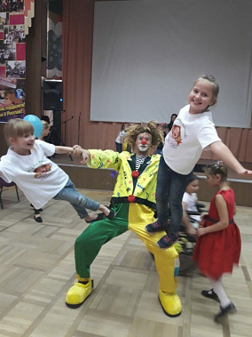 В ростовском лицее №103 устроили праздник для особенных детей