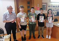  12.06 ко Дню России серию командных турниров для детей