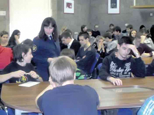 Получить Нобелевскую премию и откосить от армии