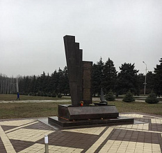 Памятник жертвам ростовской авиакатастрофы «Боинга» в марте 2019 года отремонтирован