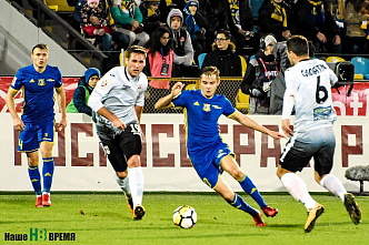 Руководству надо думать