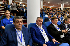 29 03 2025 Представители «Единой России» и мундепы Дона обсудили совместную работу