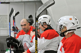 Студенты ЮФУ отметили Татьянин день на хоккейном поле