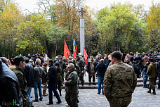 Гранит для ополченцев