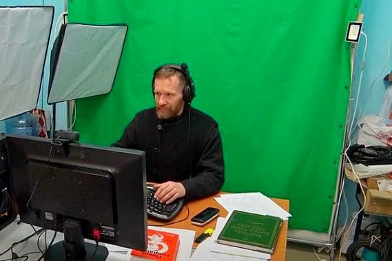 В Азове появилась школа блогеров от священника