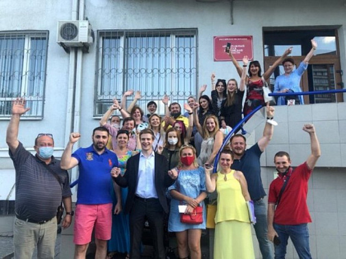 В борьбе зща рощу СКА одержали победу. После судебного заседания. Источник фото yandex.ru