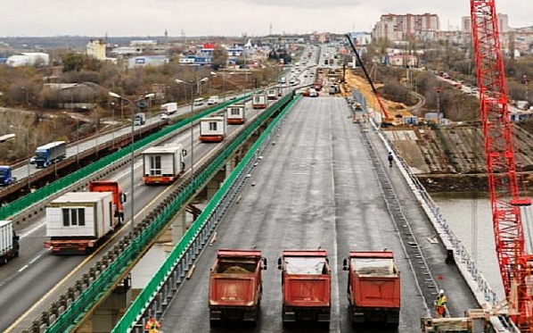 Приемочные испытания на мосту через Северский Донец. Источник фото: министерство транспорта Ростовской области.