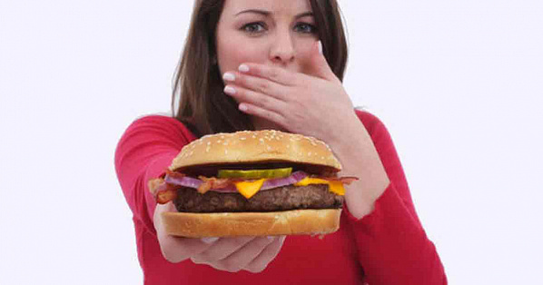 Любители вредной еды чаще страдают от депрессии