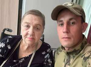 Боец Росгвардии спас из огня пожилую жительницу Каменска-Шахтинского