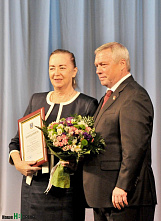 Комсомольская юность наша