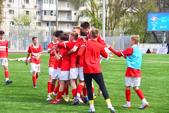 Матчи ростовского «Кубка дружбы» посетил Андрей Аршавин 