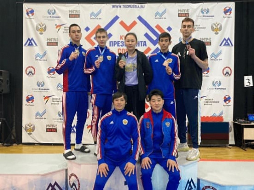 Донские тхэквондисты успешно выступили на Кубке президента СТР
