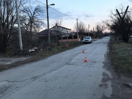 В Гуково подросток на мопеде сбил 8-летнего мальчика и скрылся