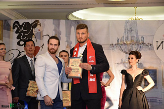 Красе все возрасты покорны