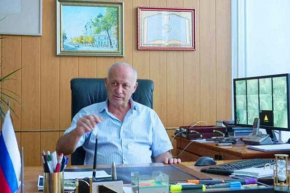 Адам БАТАЖЕВ: «Пусть по телевизору и говорится, как все хорошо, ситуация в стройкомплексе наводит на другие мысли»...