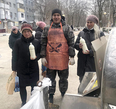 Фермеры Сальского района создали кооператив, чтобы делать сыр, мороженое и колбасу