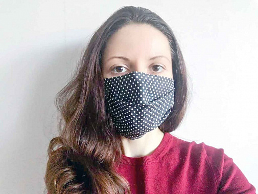 Маски-самоделки защищают от вируса